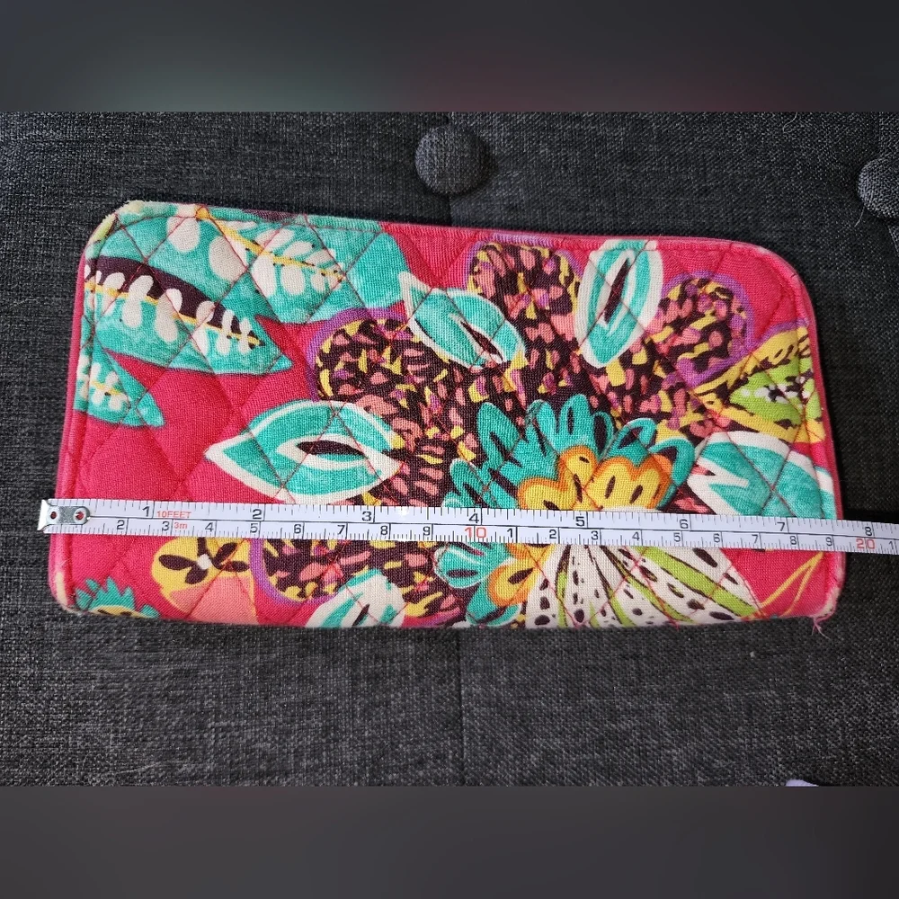 Preowned Vera Bradley‎ Georgia RFID wallet